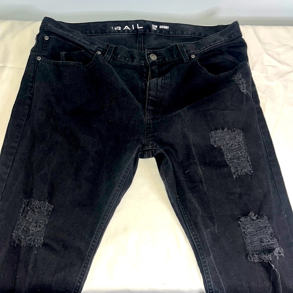 THE RAIL JEANS